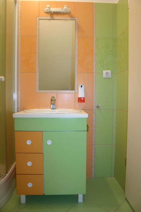 Enjoy 110Qm Apartment Im Historischen Zentrum Шопрон Экстерьер фото
